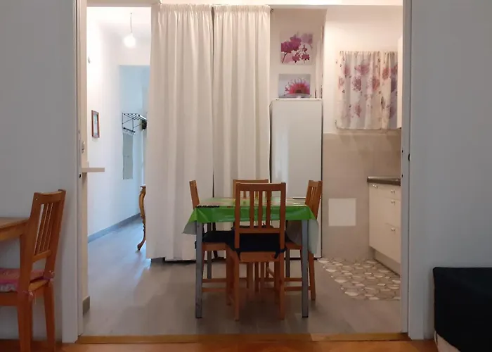 Appartement Palais De Coppet